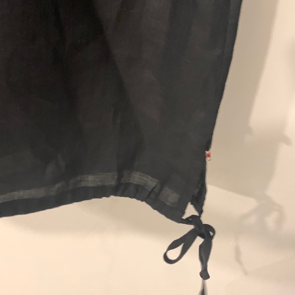 Beautiful authentic black Burberry top - Picture 5 of 6